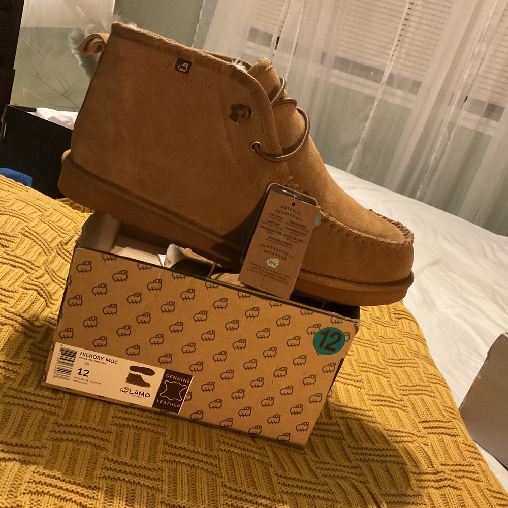 Lamo Men's Tan Moccasin Boots